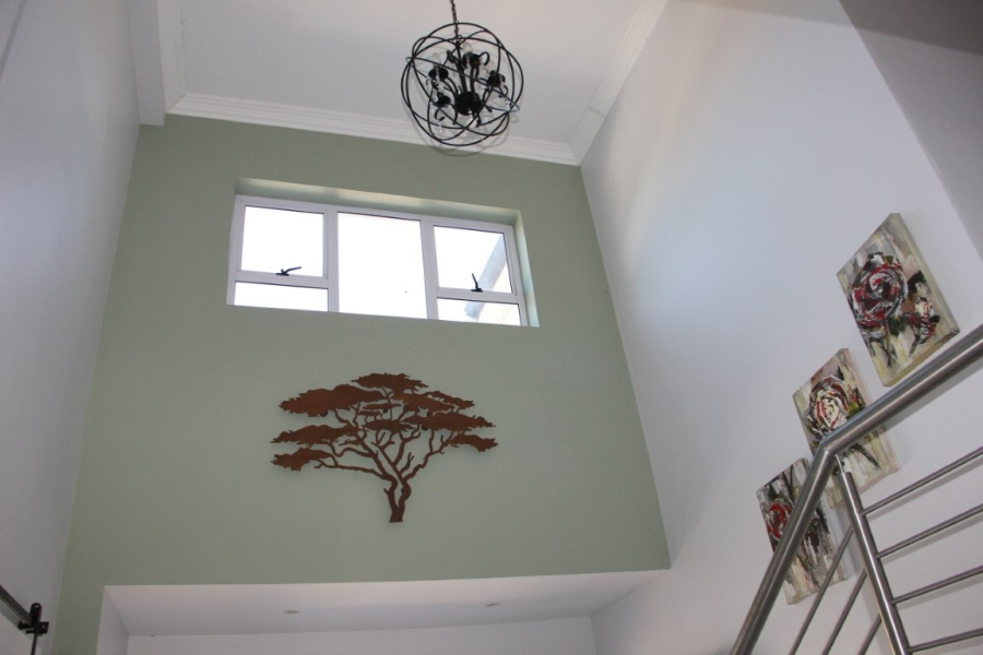 4 Bedroom Property for Sale in Somerset Country Estate Western Cape